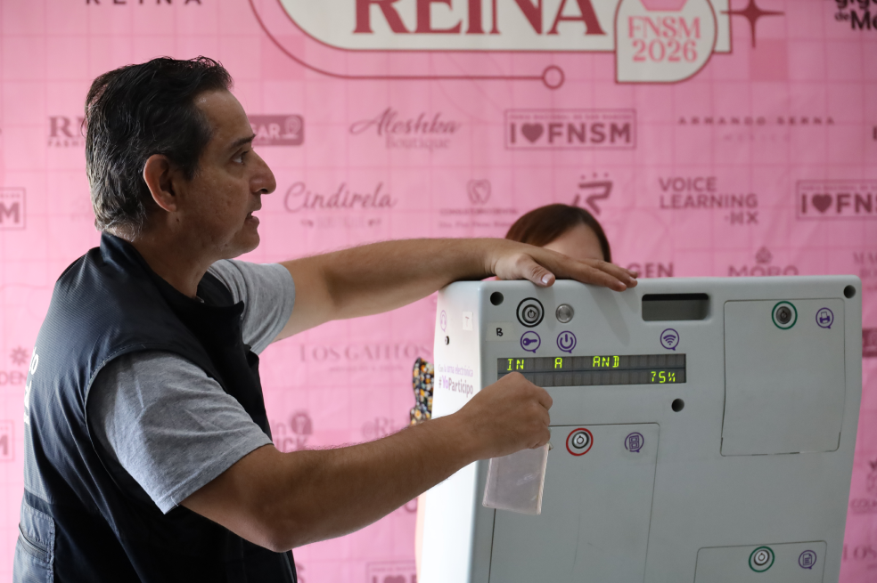 Proceso de votación digital para la Reina de la Feria Nacional de San Marcos 2026